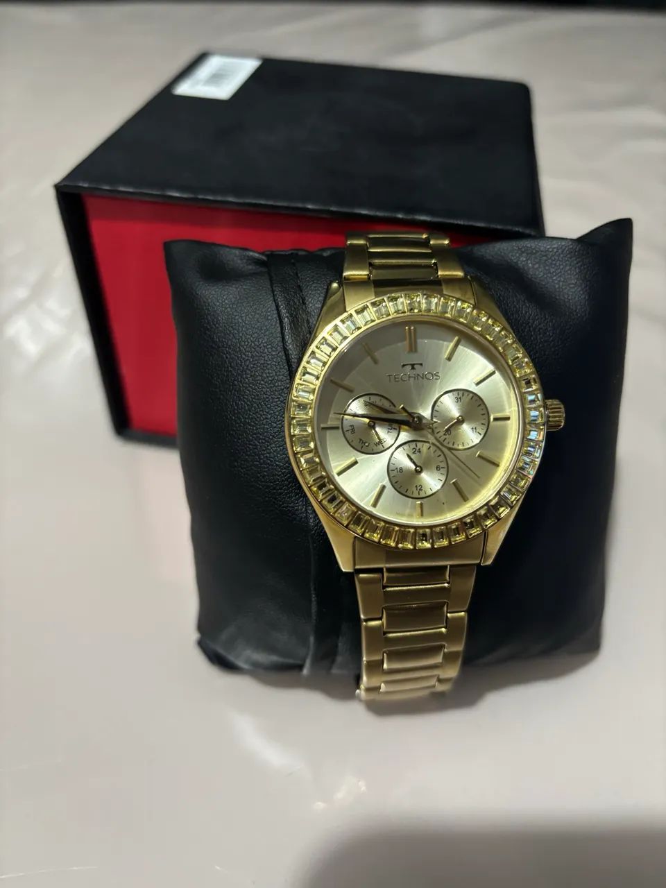Relógio technos dourado a prova d?água 