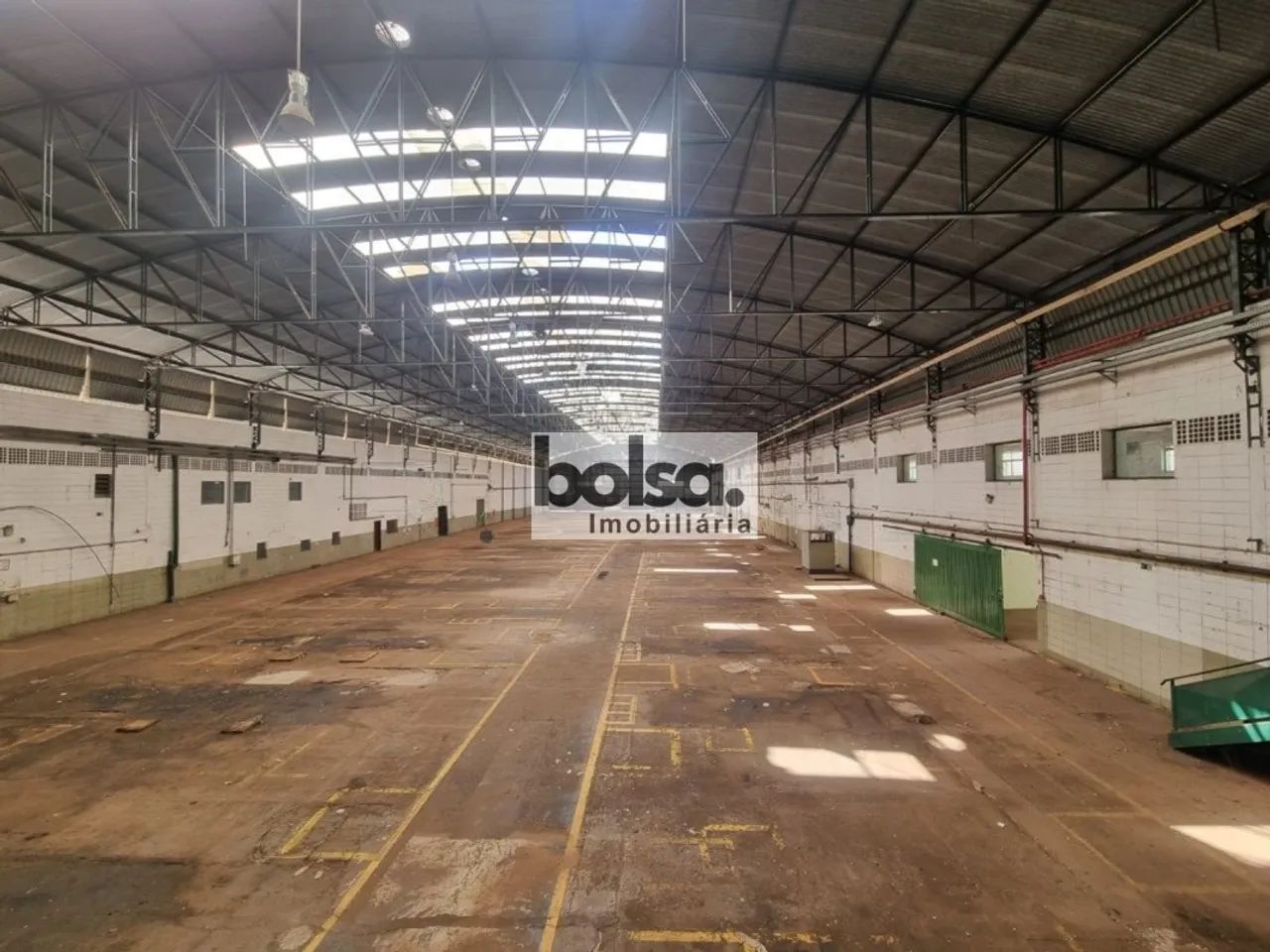 GALPÃO NO DISTRITO 1 COM 13.000M² A.C ! ! - Foto 2