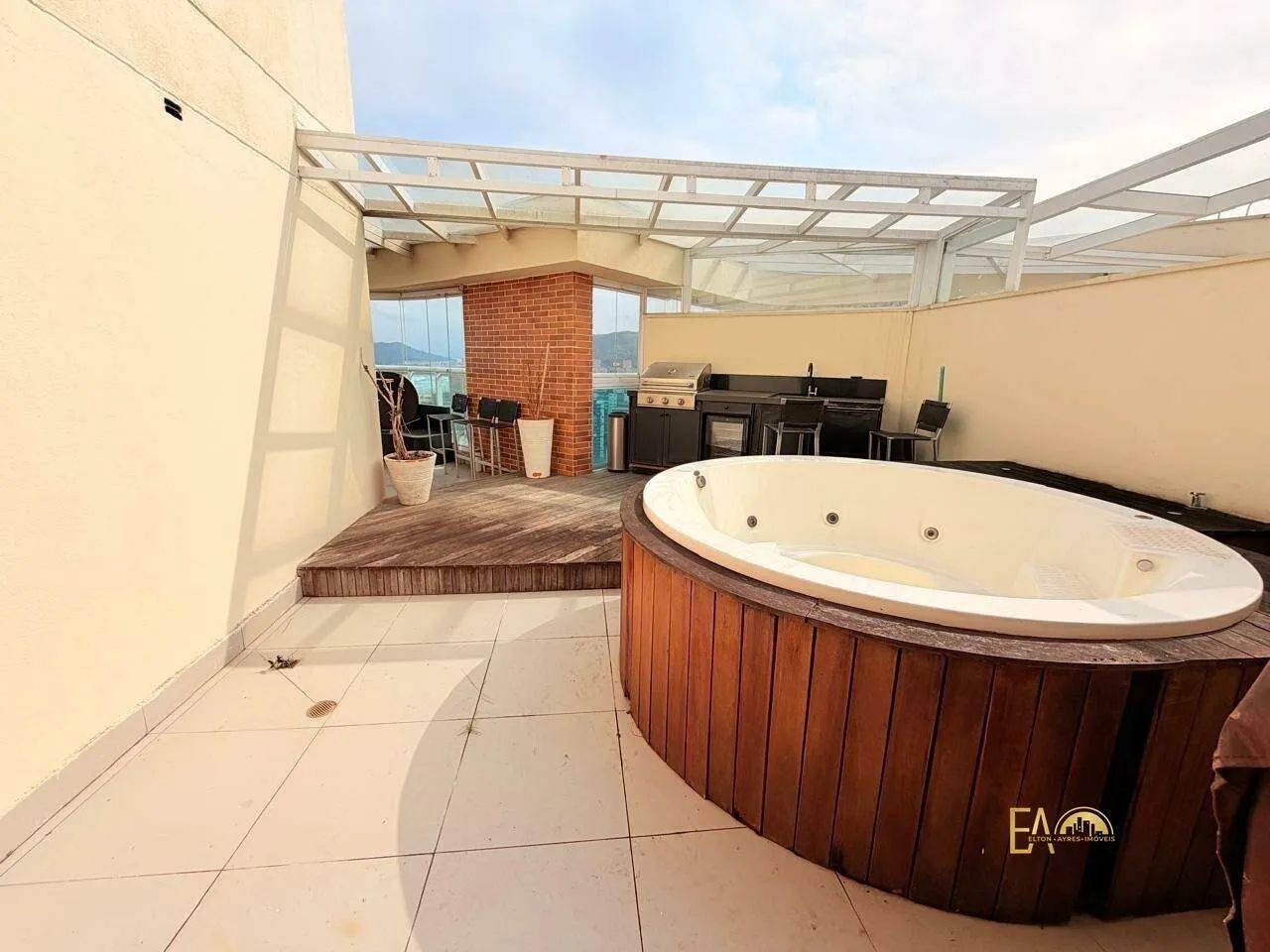 Cobertura Duplex Porteira Fechada com Vista Mar na Pompéia  Santos - Foto 4