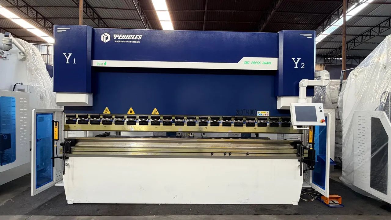 Dobradeira Pericles máquinas CNC