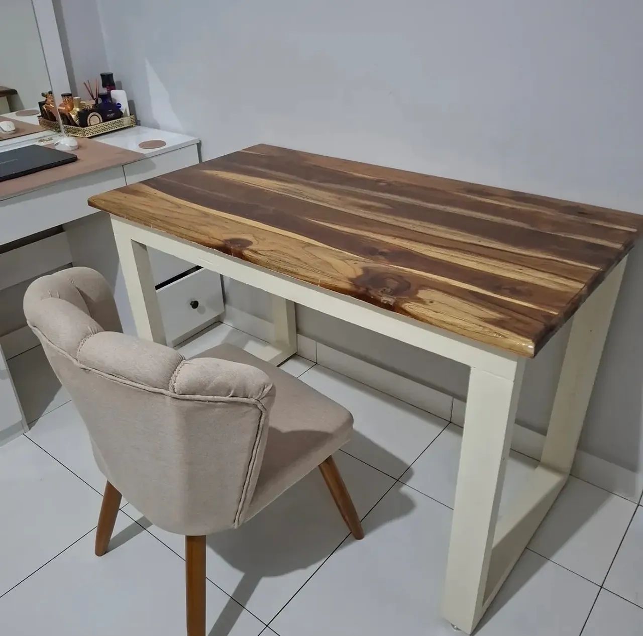 Mesa de teca pés de madeira 1.20mx70 - Foto 5