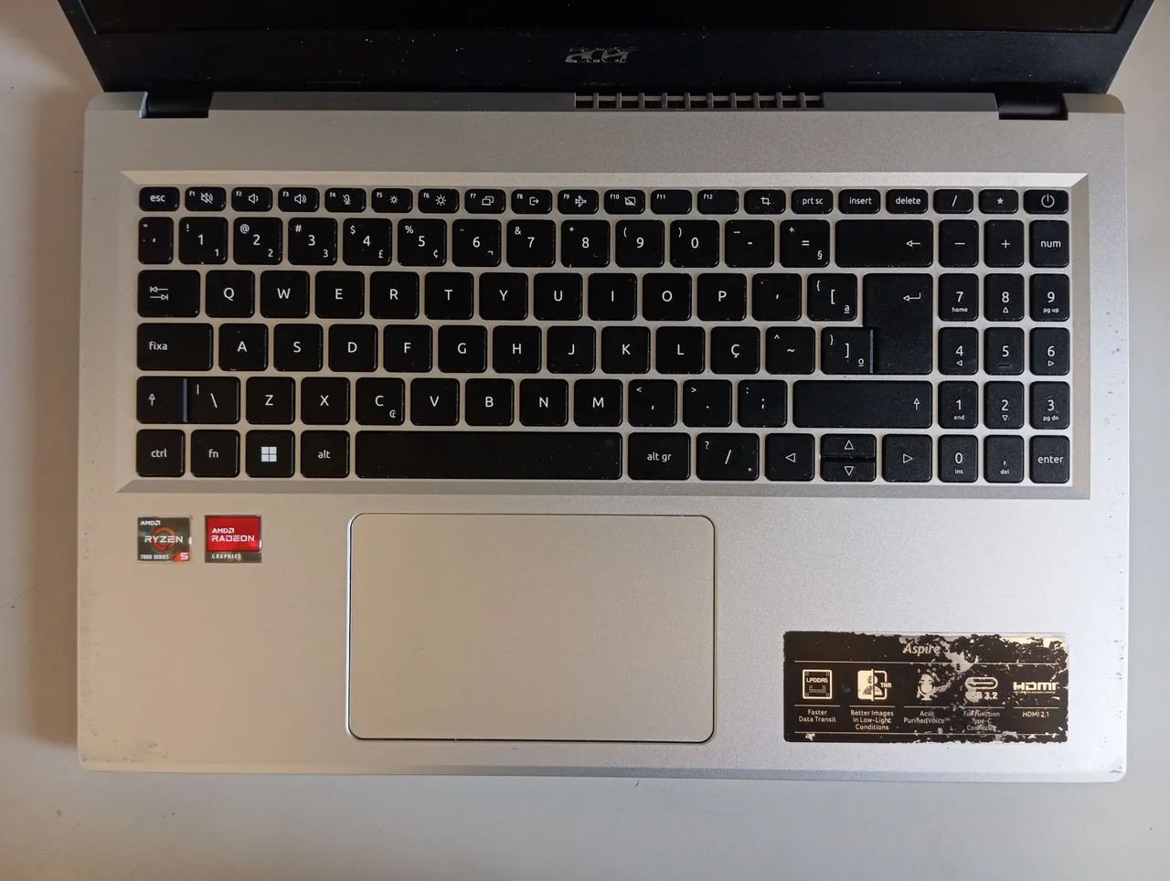 Vendo Notebook Aspire 3 A315-24P  - Foto 4