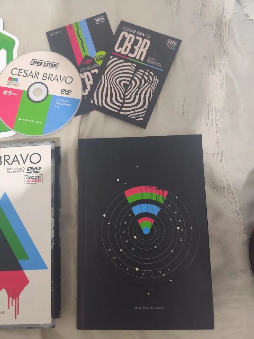 Coleção VHS, DVD e três Rios com brindes - Foto 4
