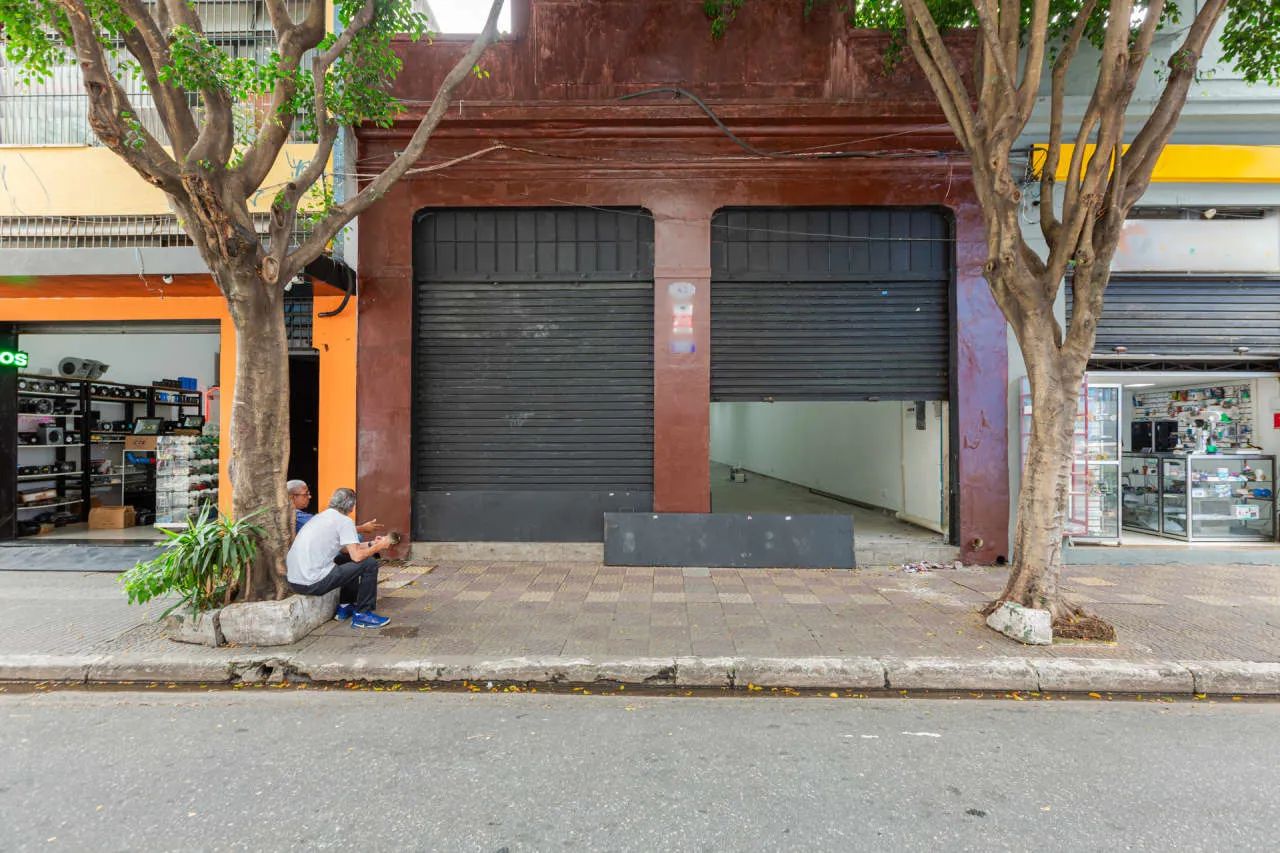 Galpão na Rua Vitória, 85  250 m²