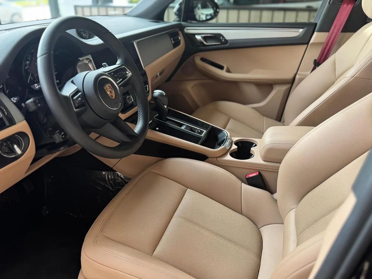 Porsche Macan 2.0 Turbo 237/252cv 2024 - Foto 2