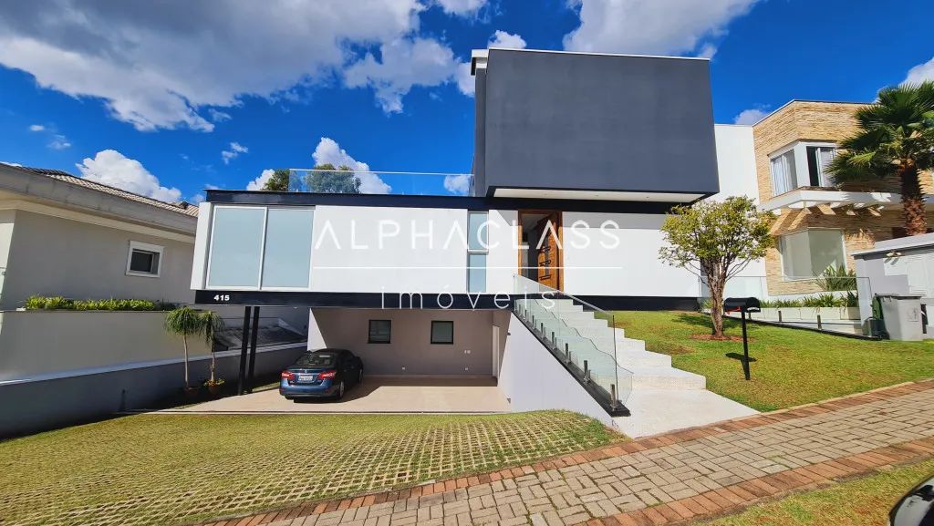 Excelente Casa em Condomínio - Alphaville / Tamboré