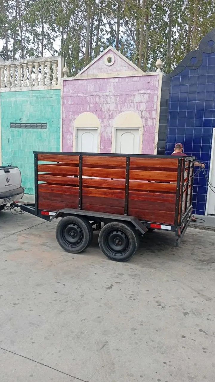 Vende-se reboque 