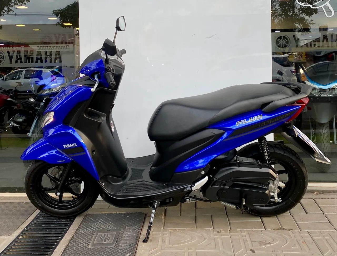 YAMAHA FLUO 125 2024 - Foto 5