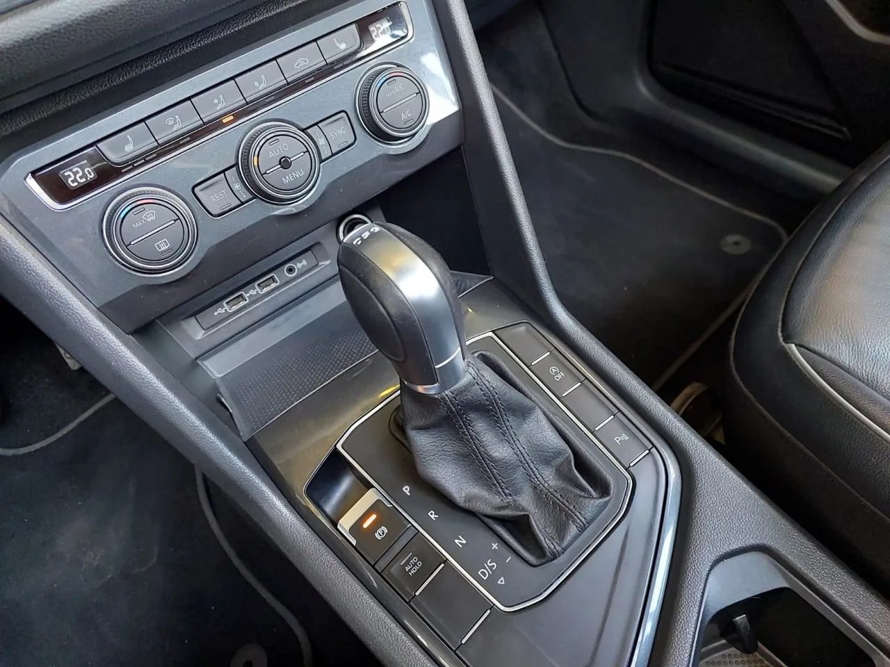 Volkswagen Tiguan Allspac Comf 250 TSI 1.4 Flex, foto 18 de 20