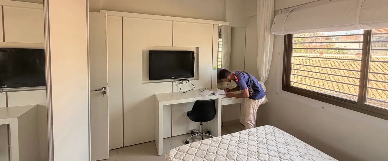 Painel quarto com penteadeira 
