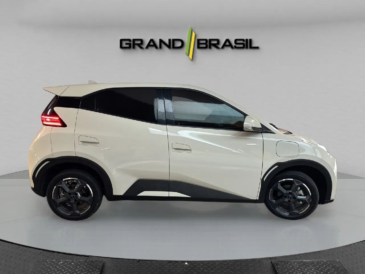 BYD Dolphin Mini (Elétrico) 2025 - Foto 2