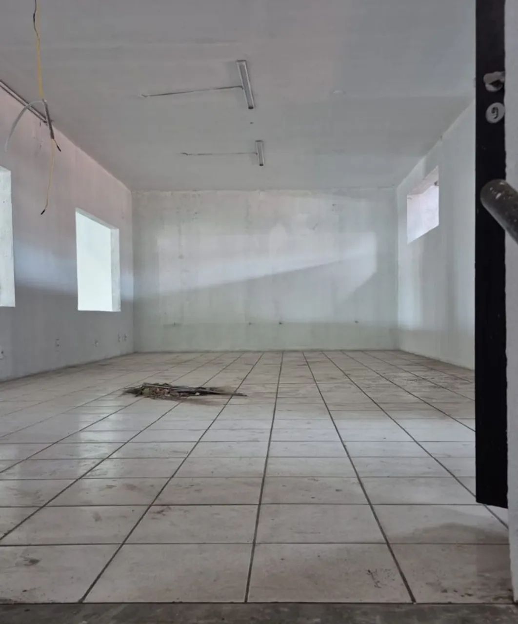 ALUGO PONTO COMERCIAL NA AV. VIENA WEYNE COM 380M2 - Foto 3