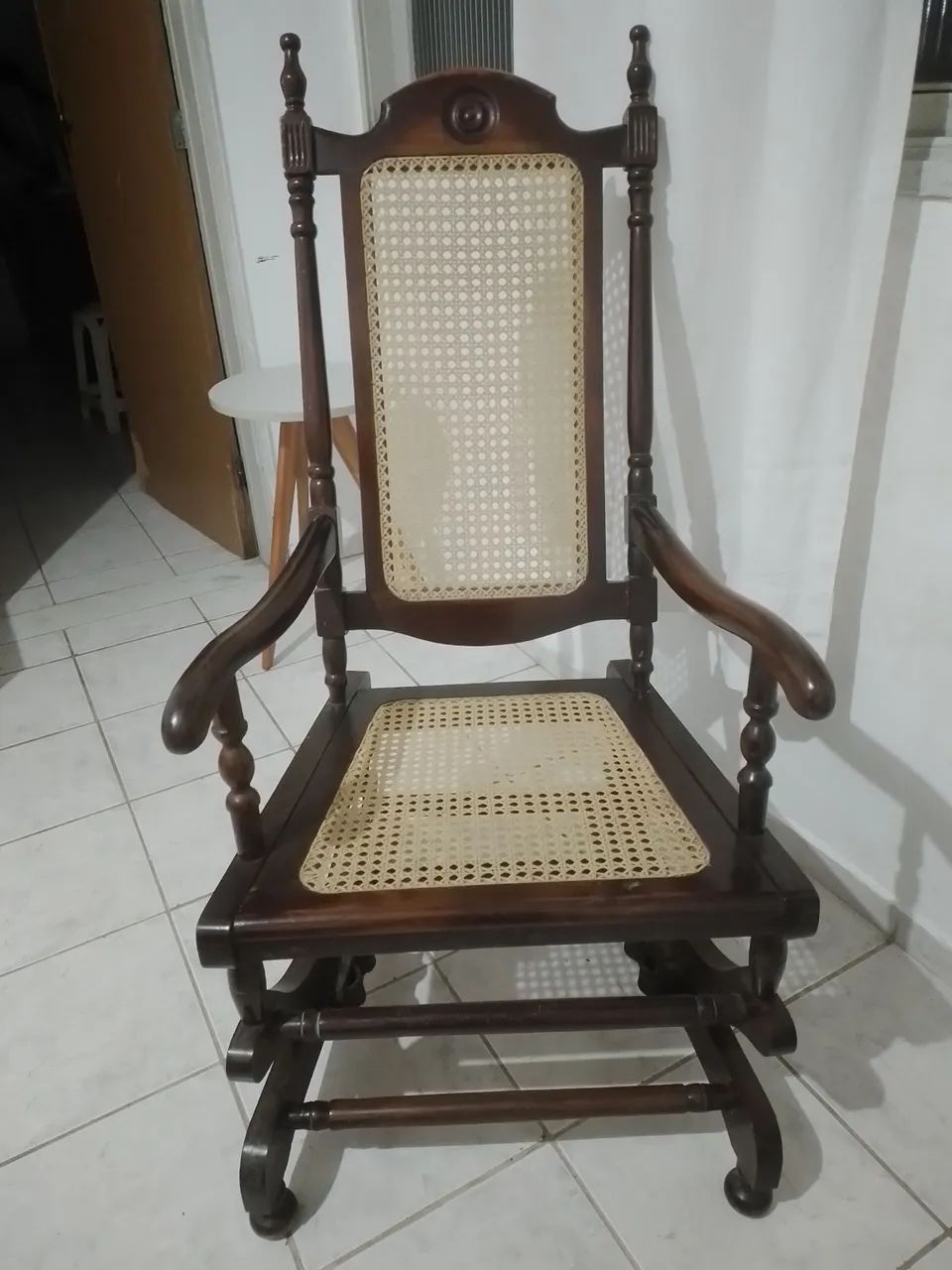 Cadeira de balanço  - Foto 3