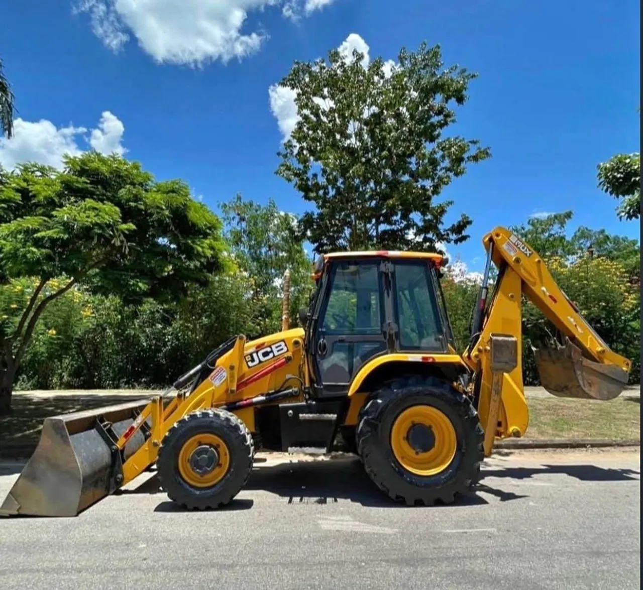 Retroescavadeira JCB 3CX 2019 - Foto 2
