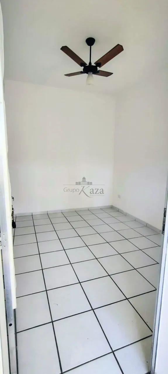 Oportunidade - Casa Comercial - Centro - Jacareí - 1 Dormitório - 70m². - Foto 2