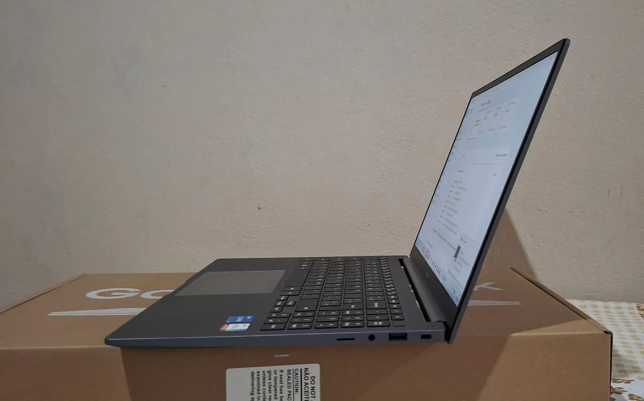 Galaxy Book 4 - Foto 2