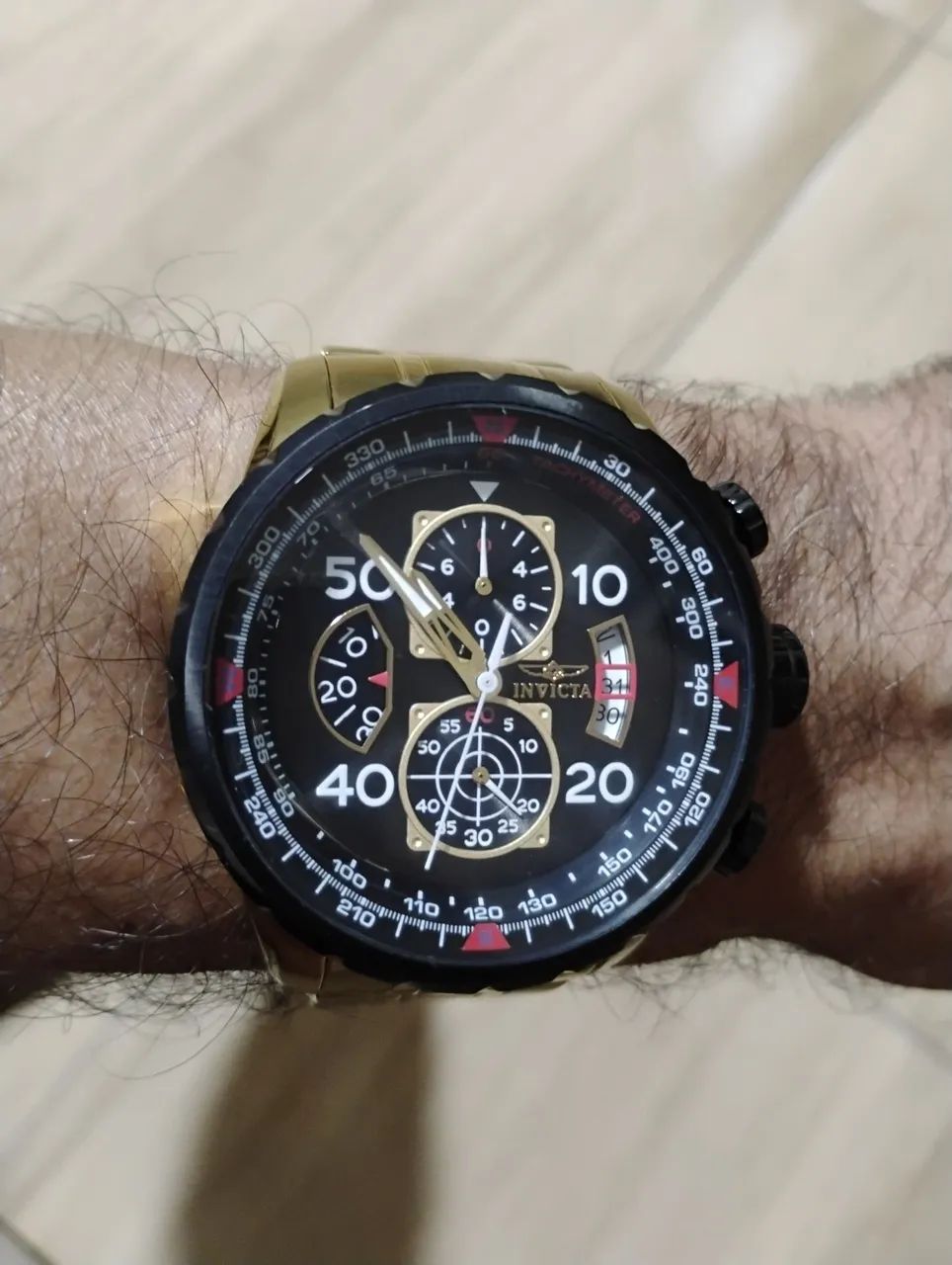 Relógio Invicta Aviator Tritnite Modelo 17206.