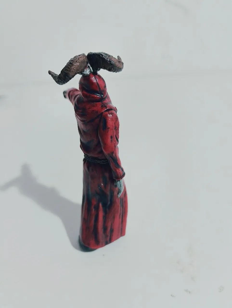 Action Figure Biohazard 4 Cultista Cabeça de Bode oficial Capcom Agatsuma  - Foto 3