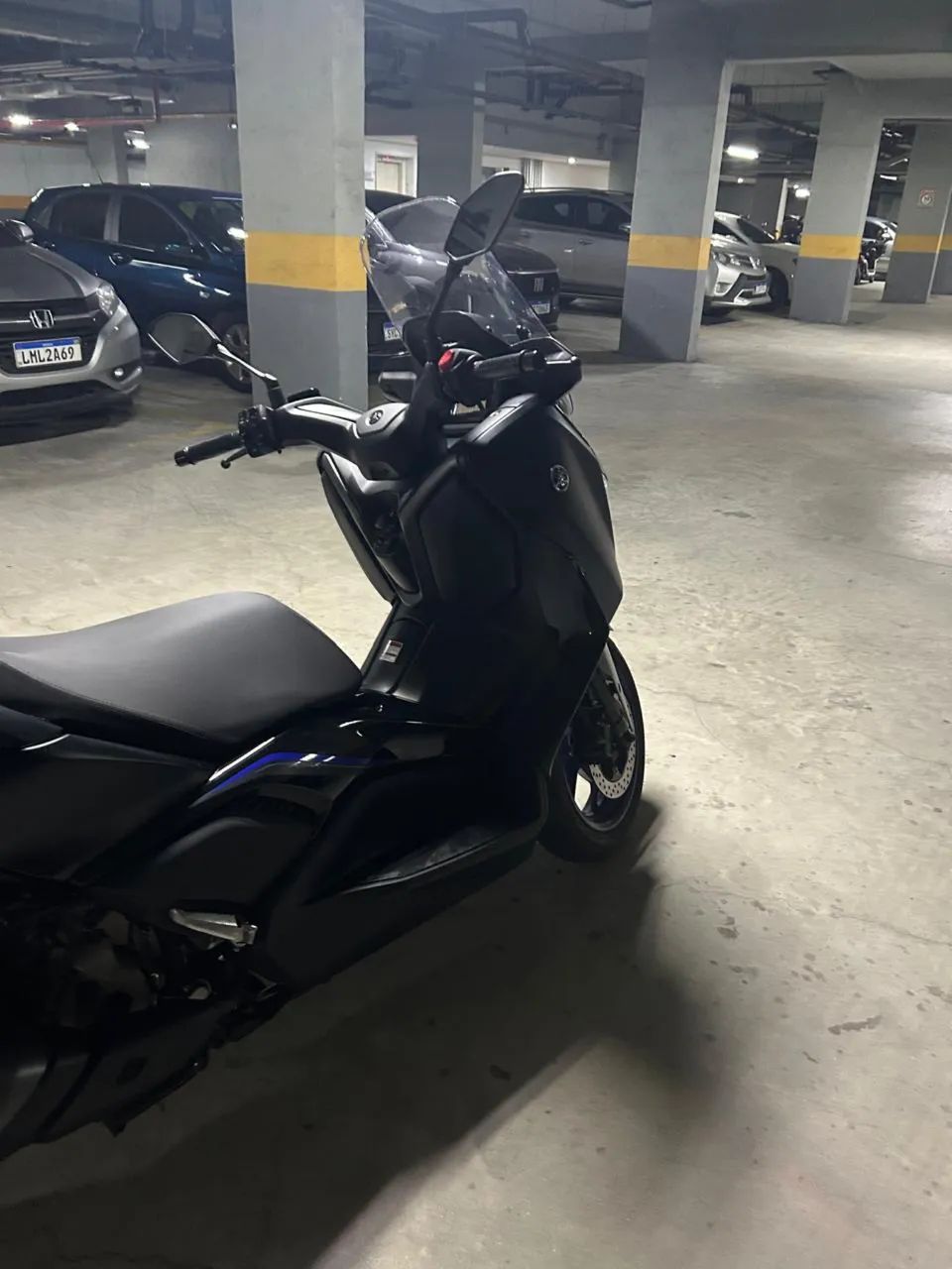 YAMAHA XMAX 300 - Foto 4