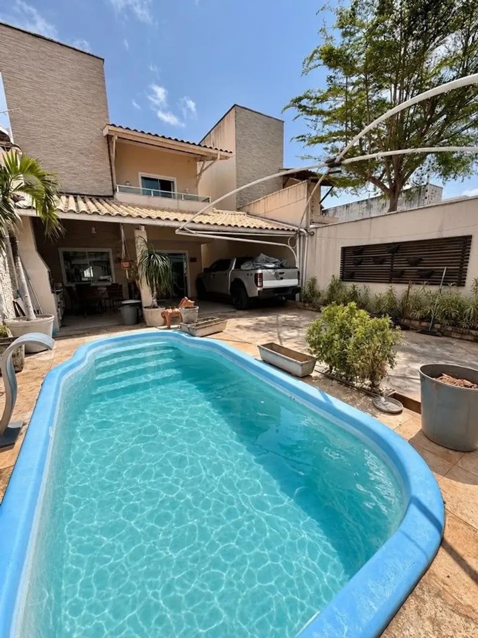 Casa duplex com 3 suites e 4 vagas de Garagem - Foto 2