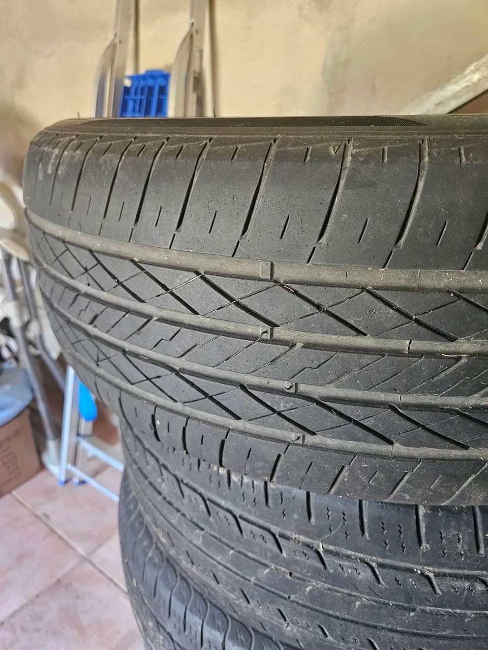 Pneu 255/60 R18 - Foto 3
