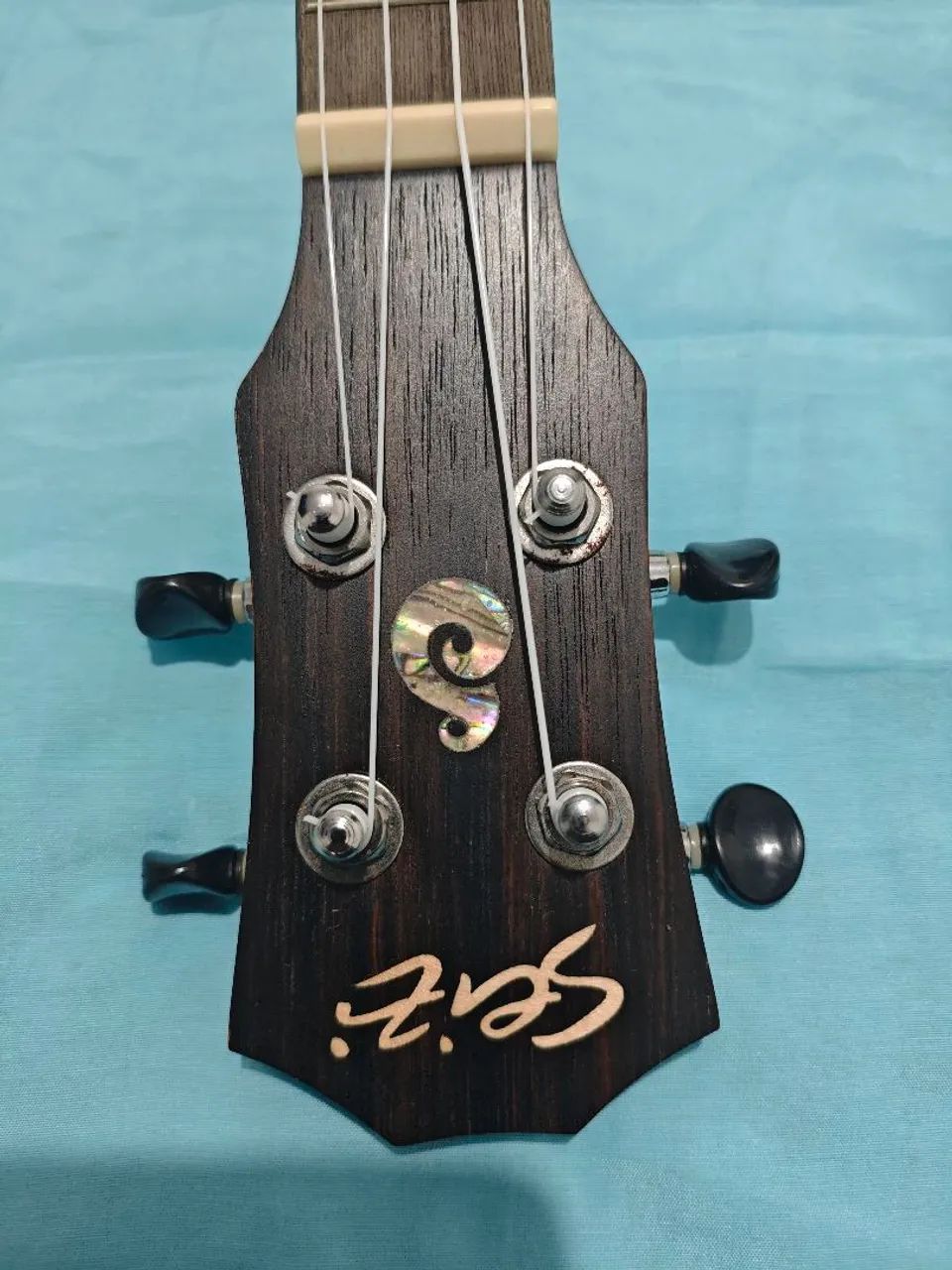 UKULELE SEIZI  - Foto 4