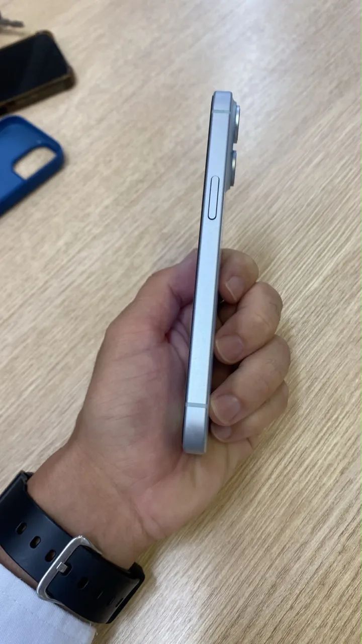 iPhone 15 256 gigas 100% original  - Foto 4