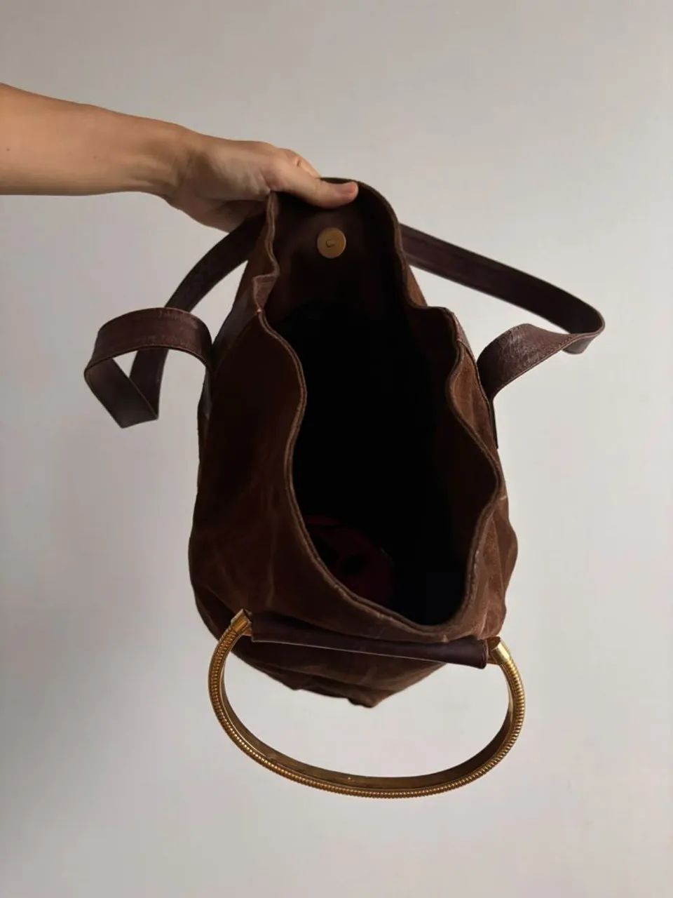 Bolsa saco de couro da arezzo  - Foto 2
