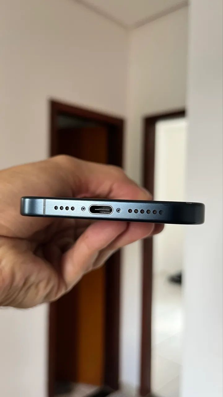 iPhone 15 Pro Max - Foto 2