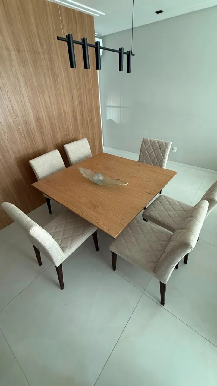 Conjunto mesa de jantar 6 cadeiras 