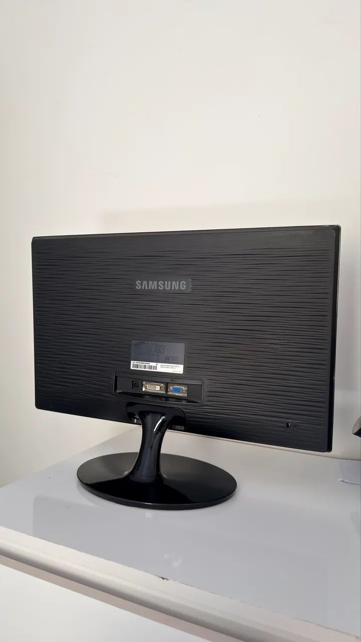 Monitor Samsung - Foto 2