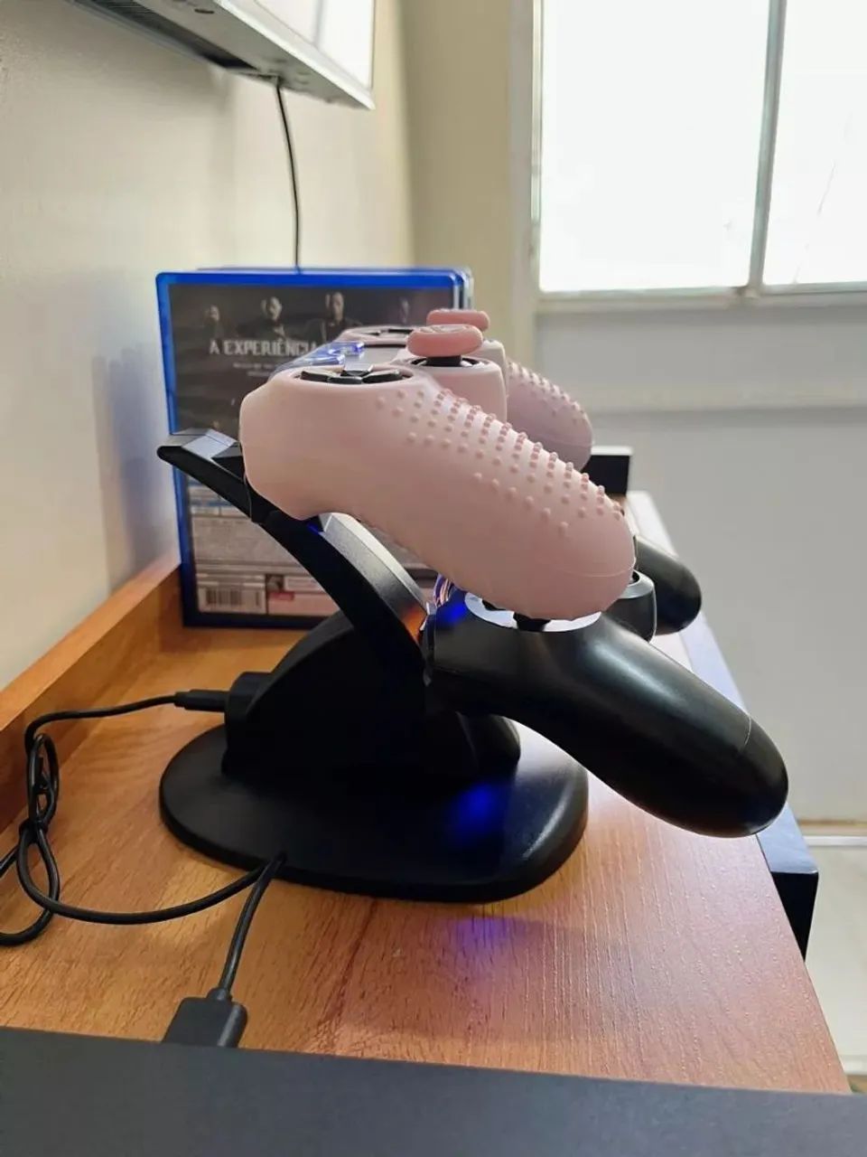Estação de Carregamento USB Duplo para PS4 Slim e Pro - Foto 2