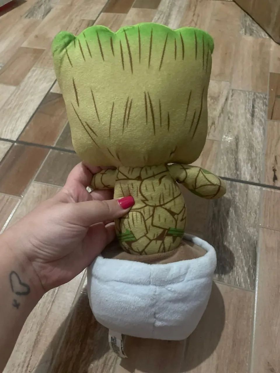 Baby Groot do universo Marvel  - Foto 2