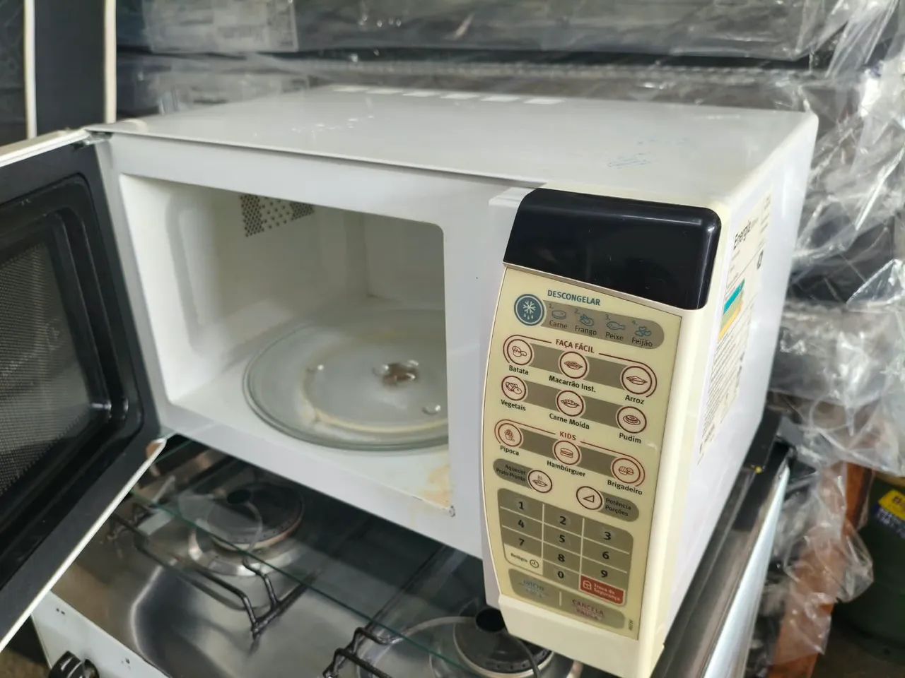 Microondas ELETROLUX 20litros - Foto 5