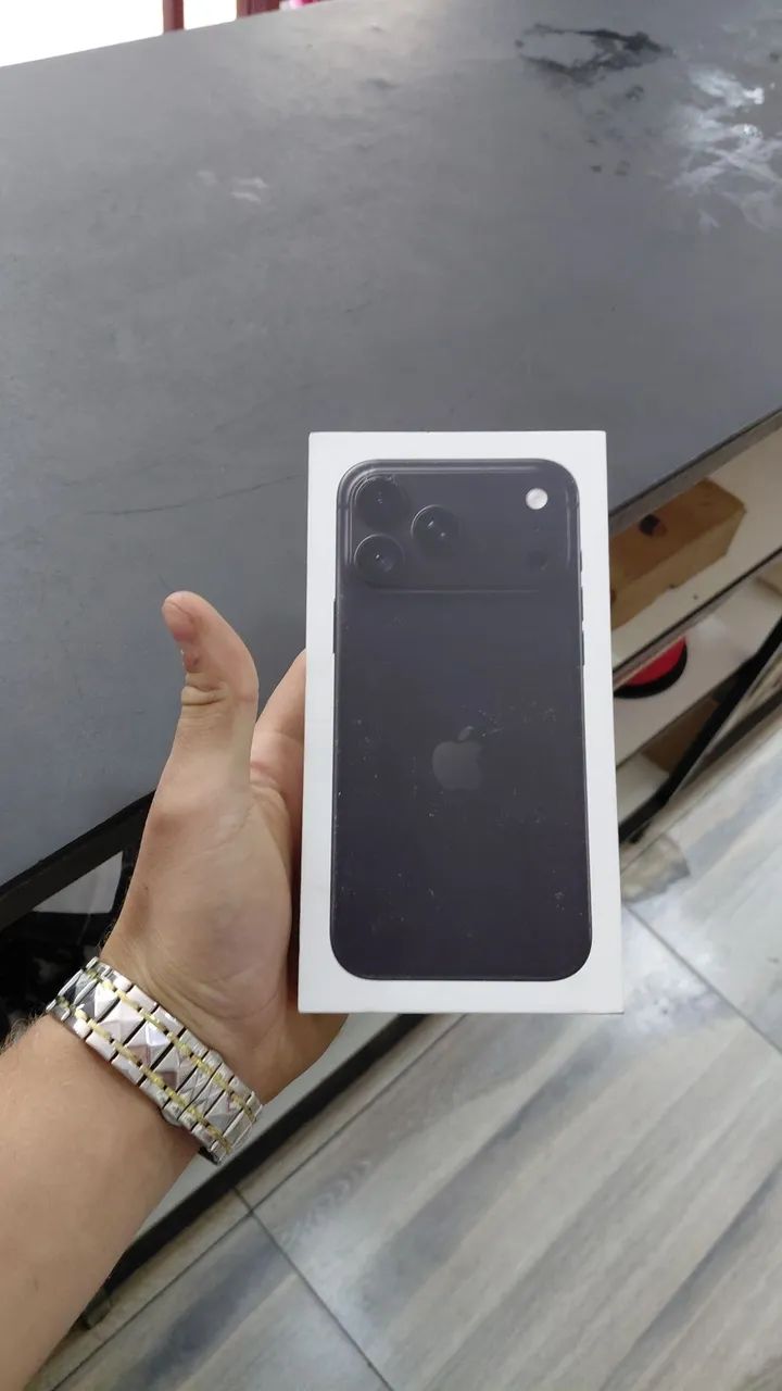Iphone 18 Pro max preto  - Foto 2