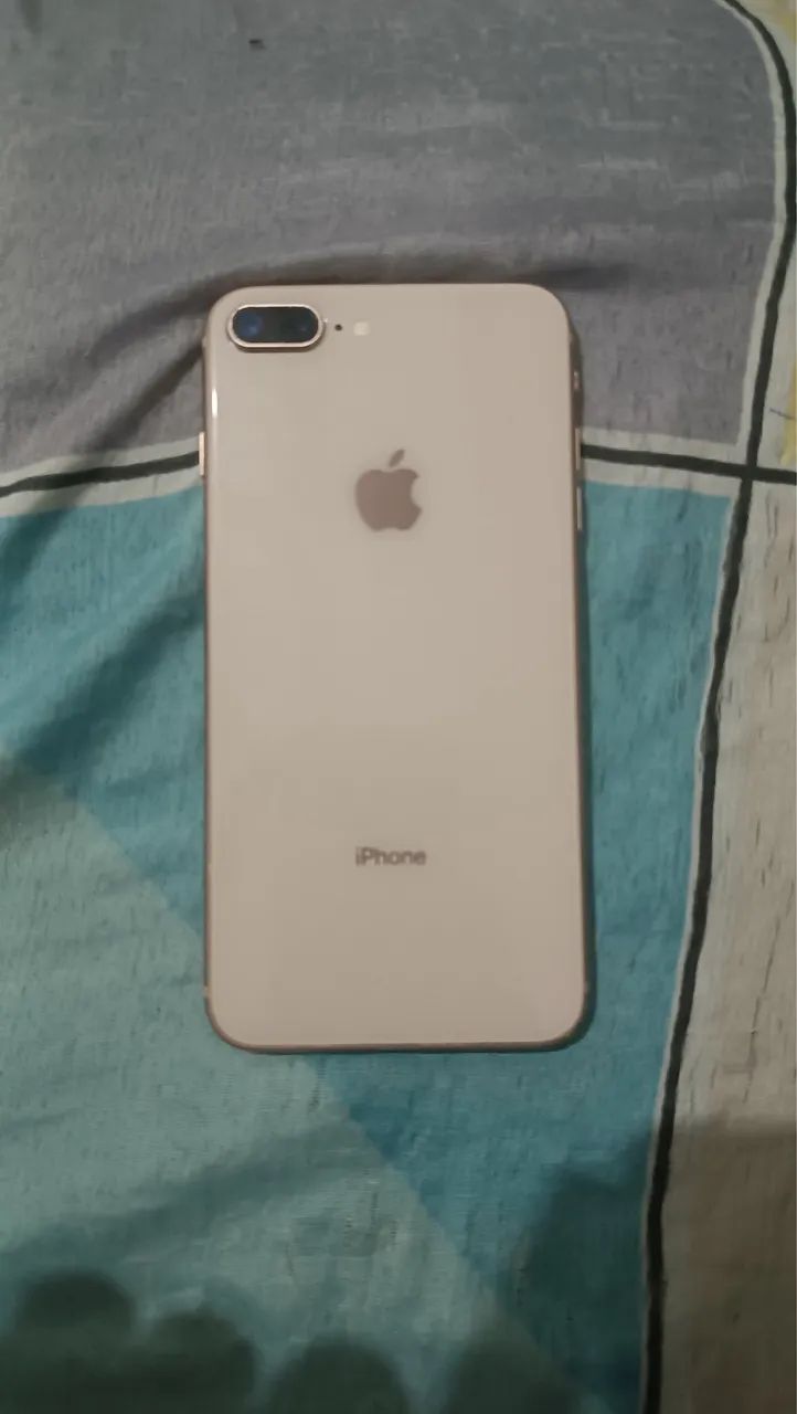 iPhone 8 Plus 64gb - Celulares e Smartphones - Várzea, Recife
