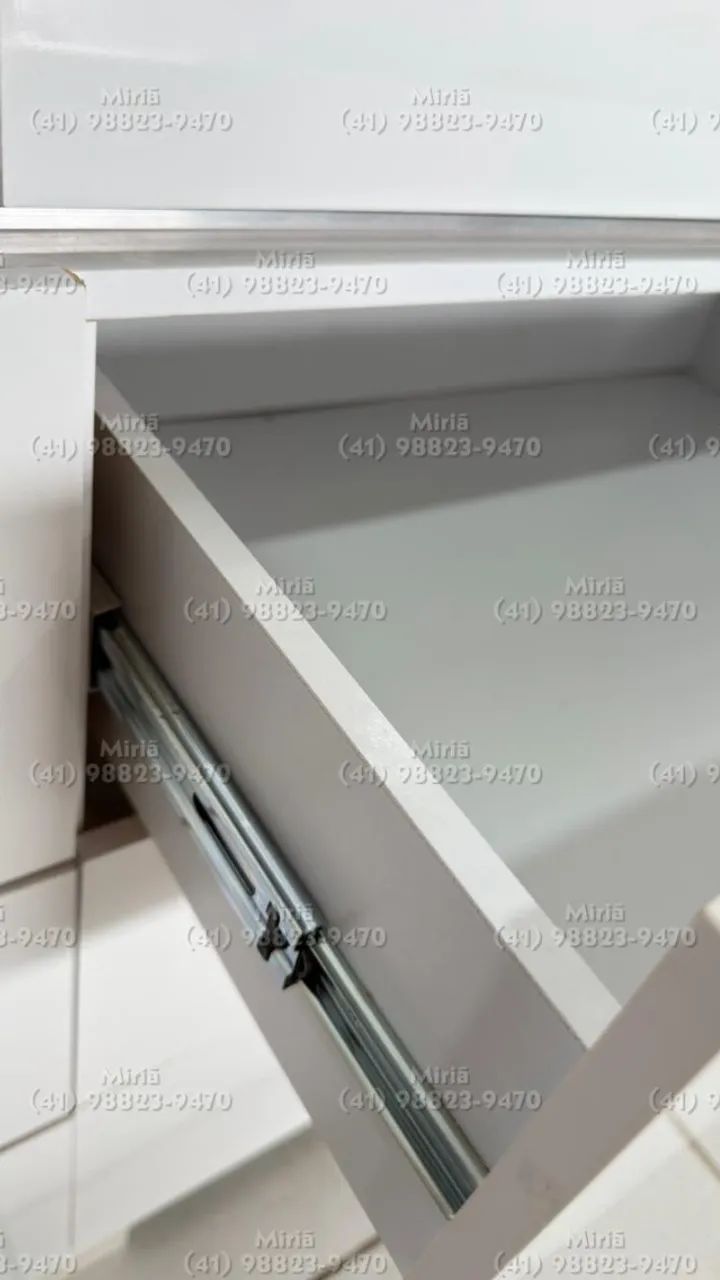 GUARDA-ROUPA MODERNO COM 2 PORTAS DE CORRER ? - Foto 4