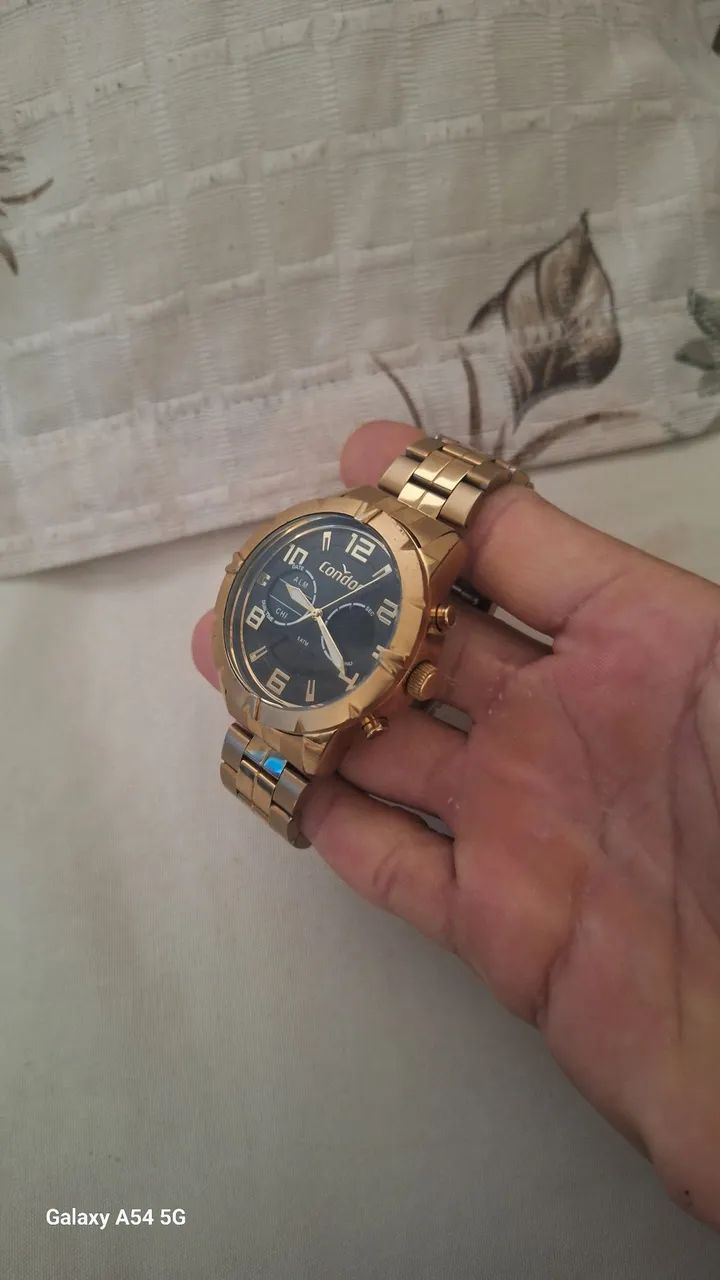 Relógio analógico e digital CONDOR em aço dourado  - Foto 3