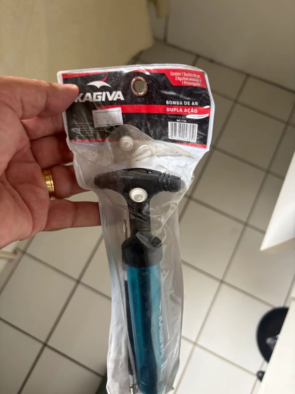 Bomba de Ar Penalty para Bola e Bike - De R$59 por R$19 ? (Leve 2 por R$39,99) - Foto 5