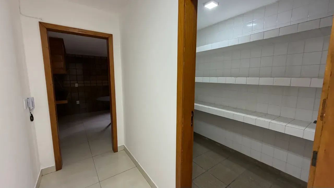 Casa ampla 05 quartos Cancela Preta Macaé-RJ - Foto 2