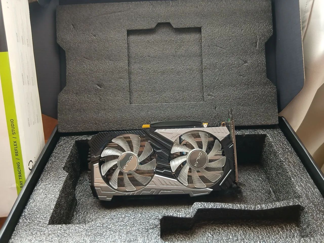 Rtx 2060 galax 12 gb de vram