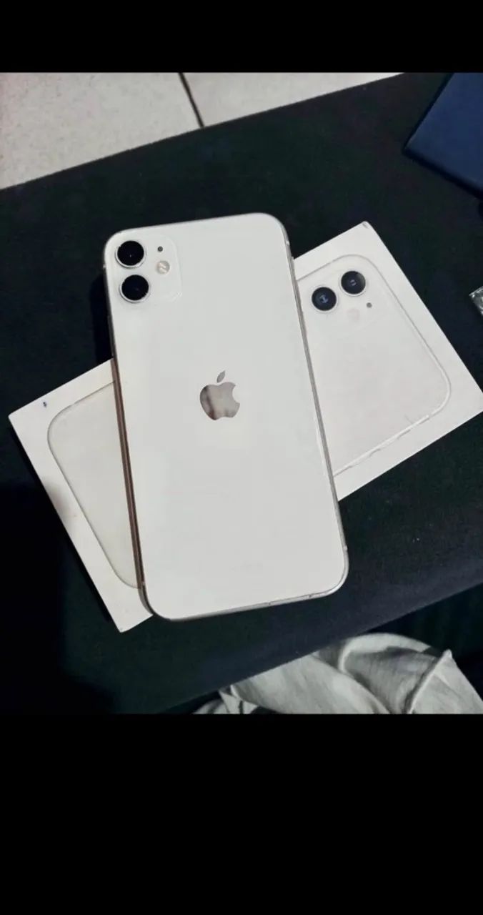 iPhone 11 - 64 GIGAS
