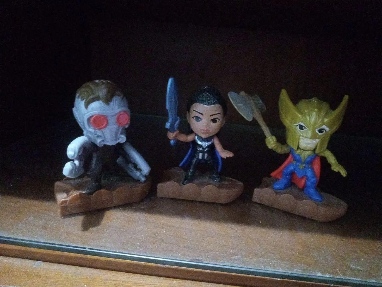 Coleção de bonecos McDonald's da marvel