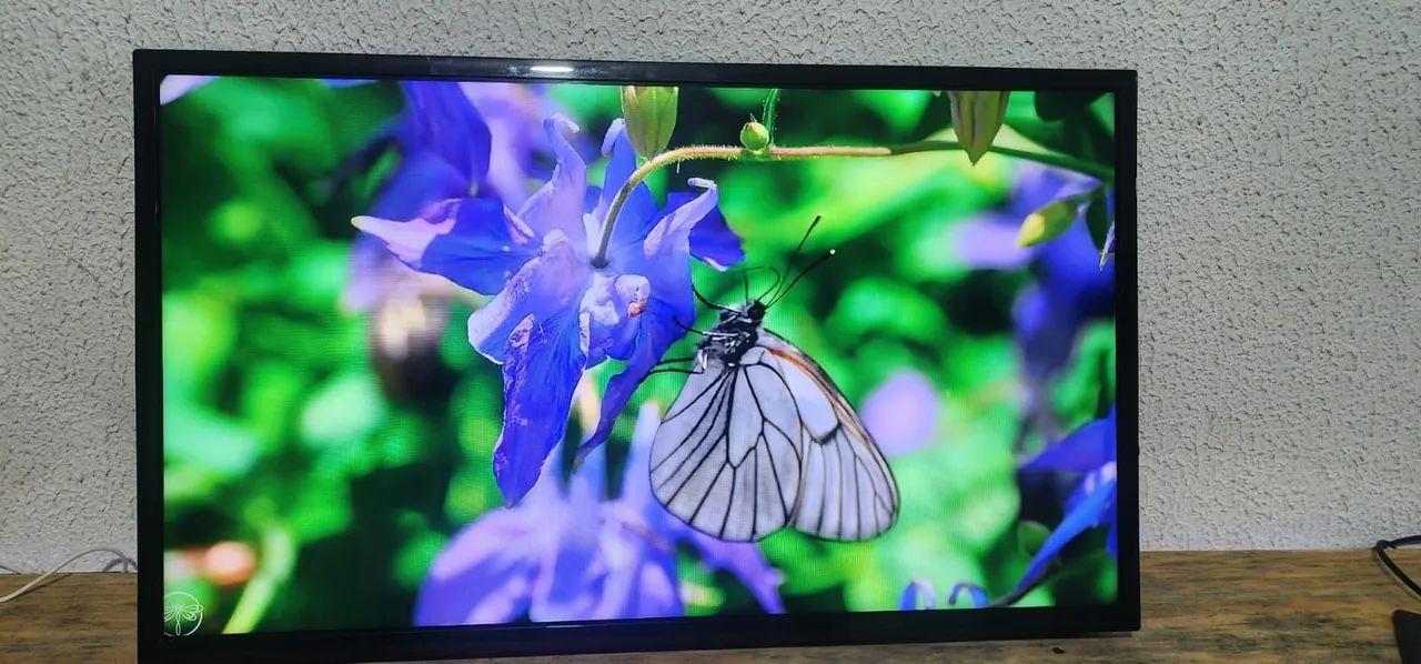 TV 32 polegadas normal ótima pra a HDMI e games  - Foto 2