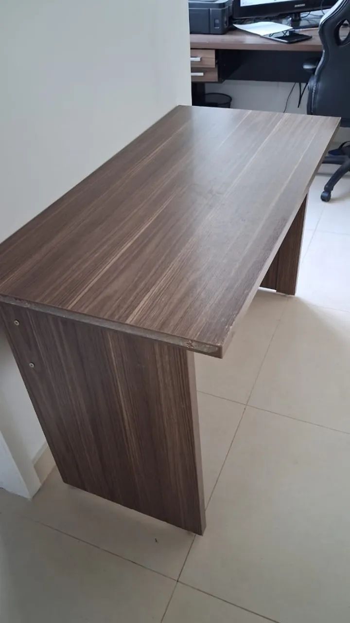 Mesa de estudos - Foto 4