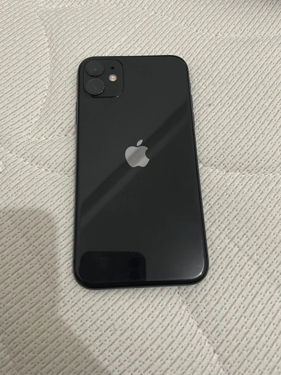 iPhone 11 64 GB - Foto 2