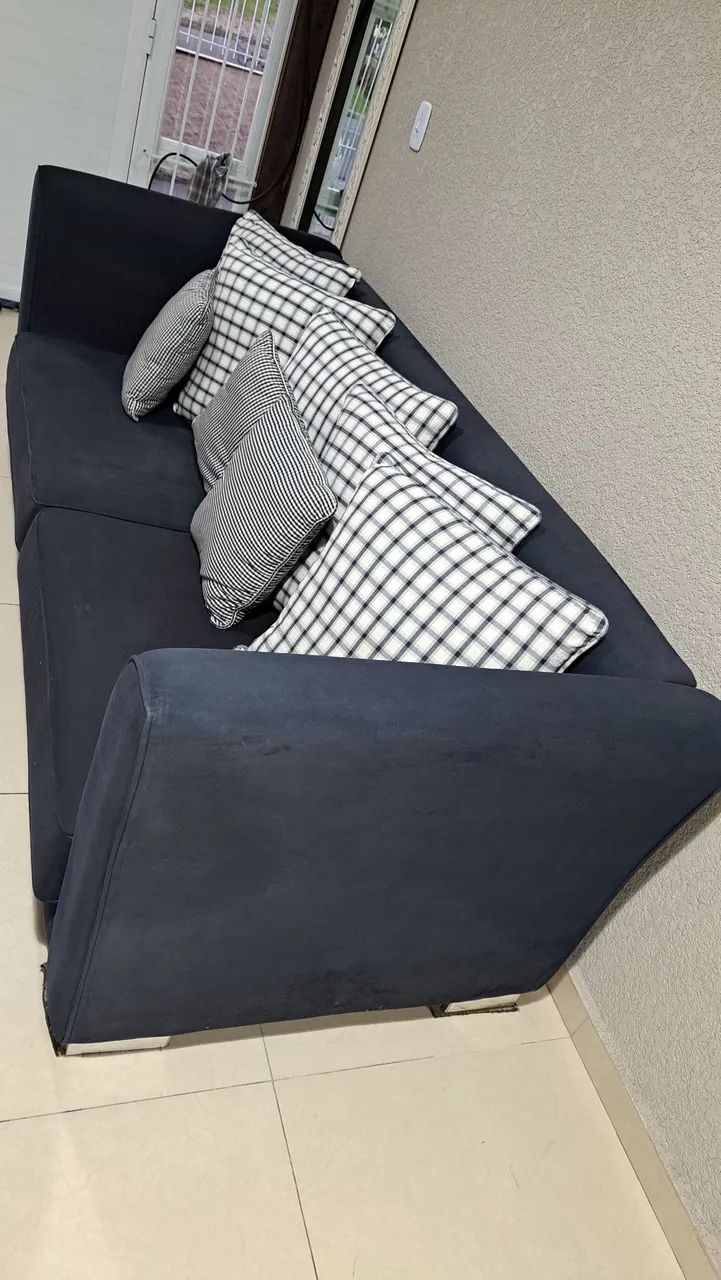 Sofá azul escuro - 2,20m - Comprimento almofadas - Foto 3
