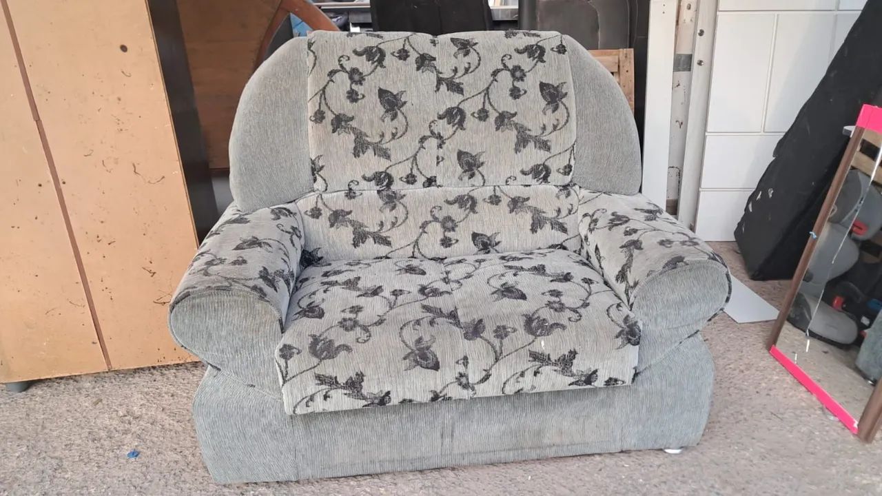 Sofa lindo barato frete grátis  - Foto 5