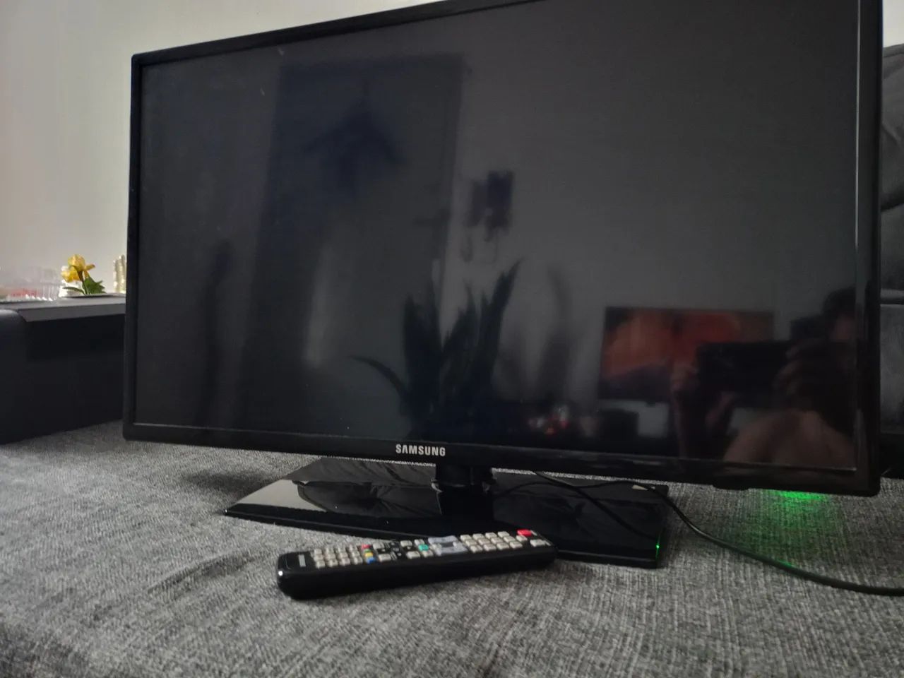 TV SAMSUNG 32' - COM DEFEITO 