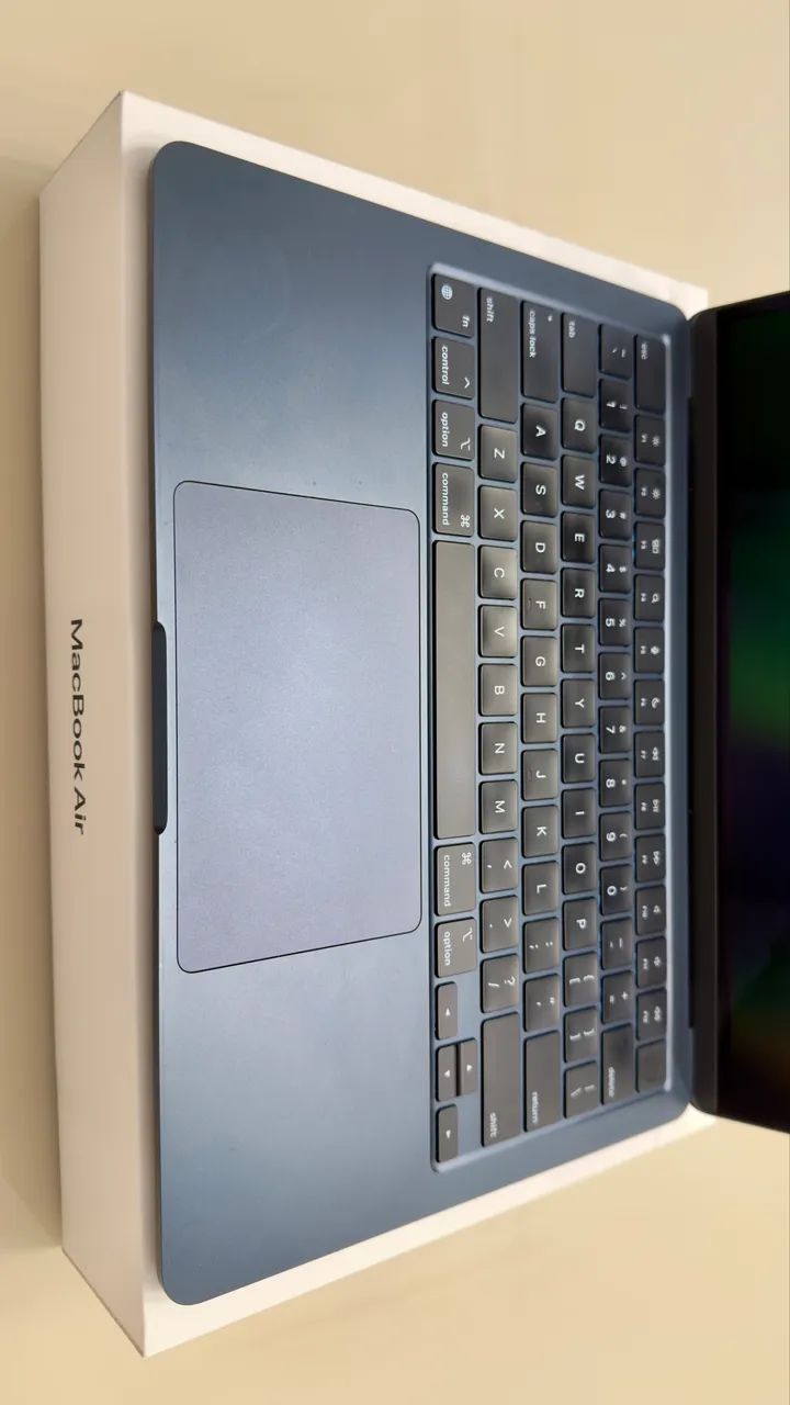 MacBook Air M2 512GB Midnight - Foto 4
